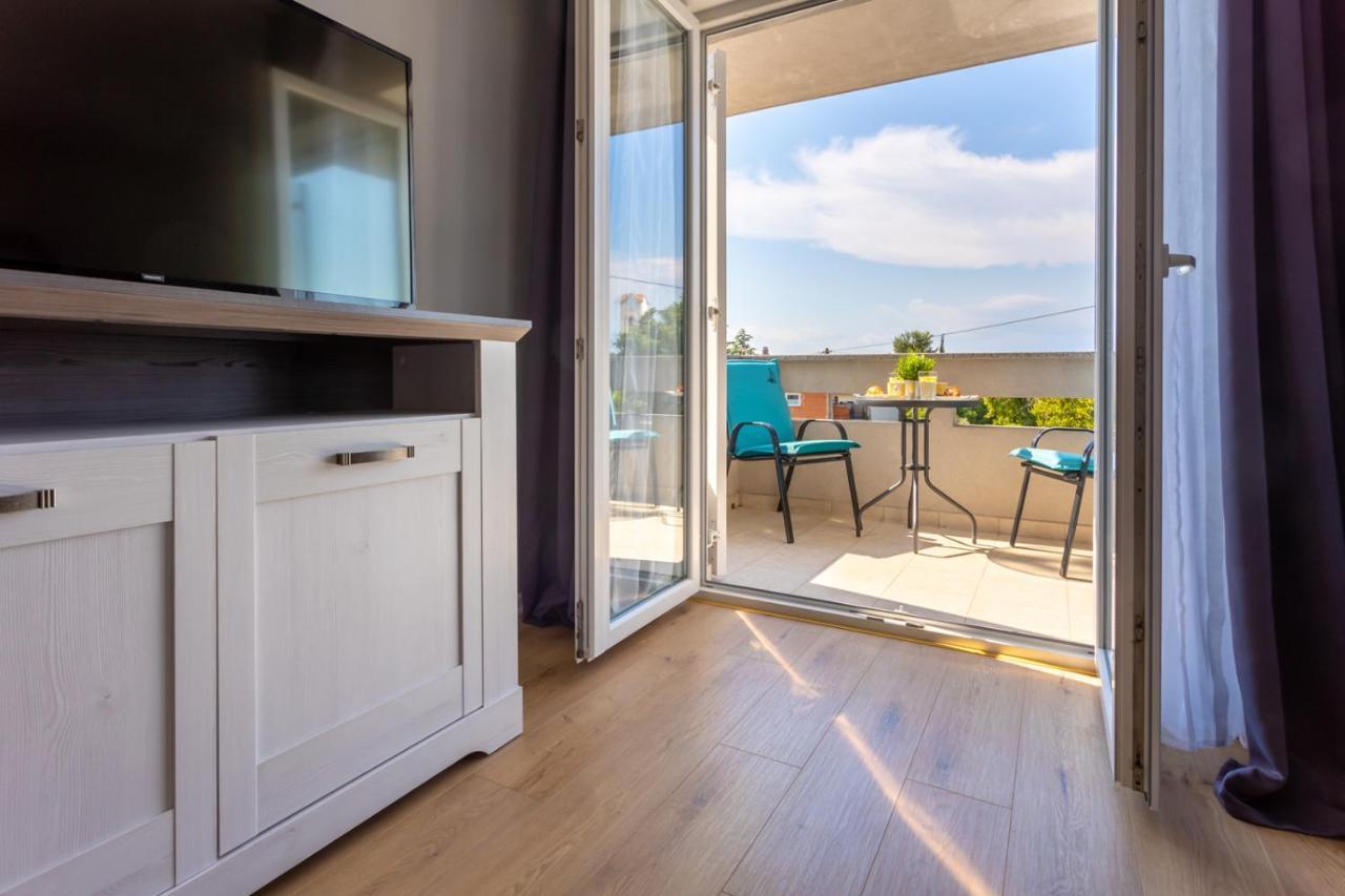 Apartment Demo مالينسكا المظهر الخارجي الصورة