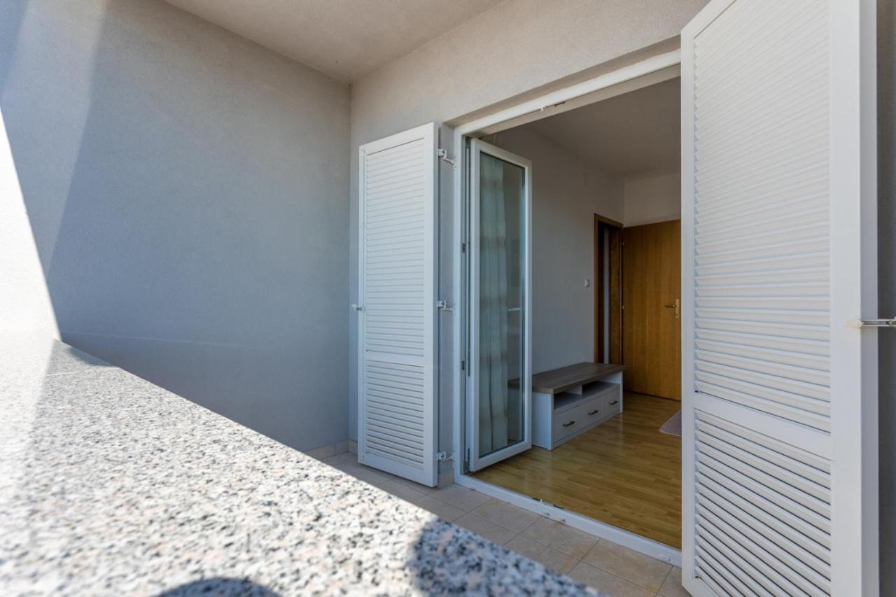 Apartment Demo مالينسكا المظهر الخارجي الصورة